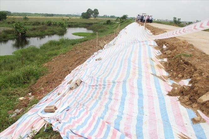 Vụ sụt lún gần 1km mái đê tả sông Mã: Lãnh đạo tỉnh Thanh Hoá yêu cầu xử lý khẩn cấp